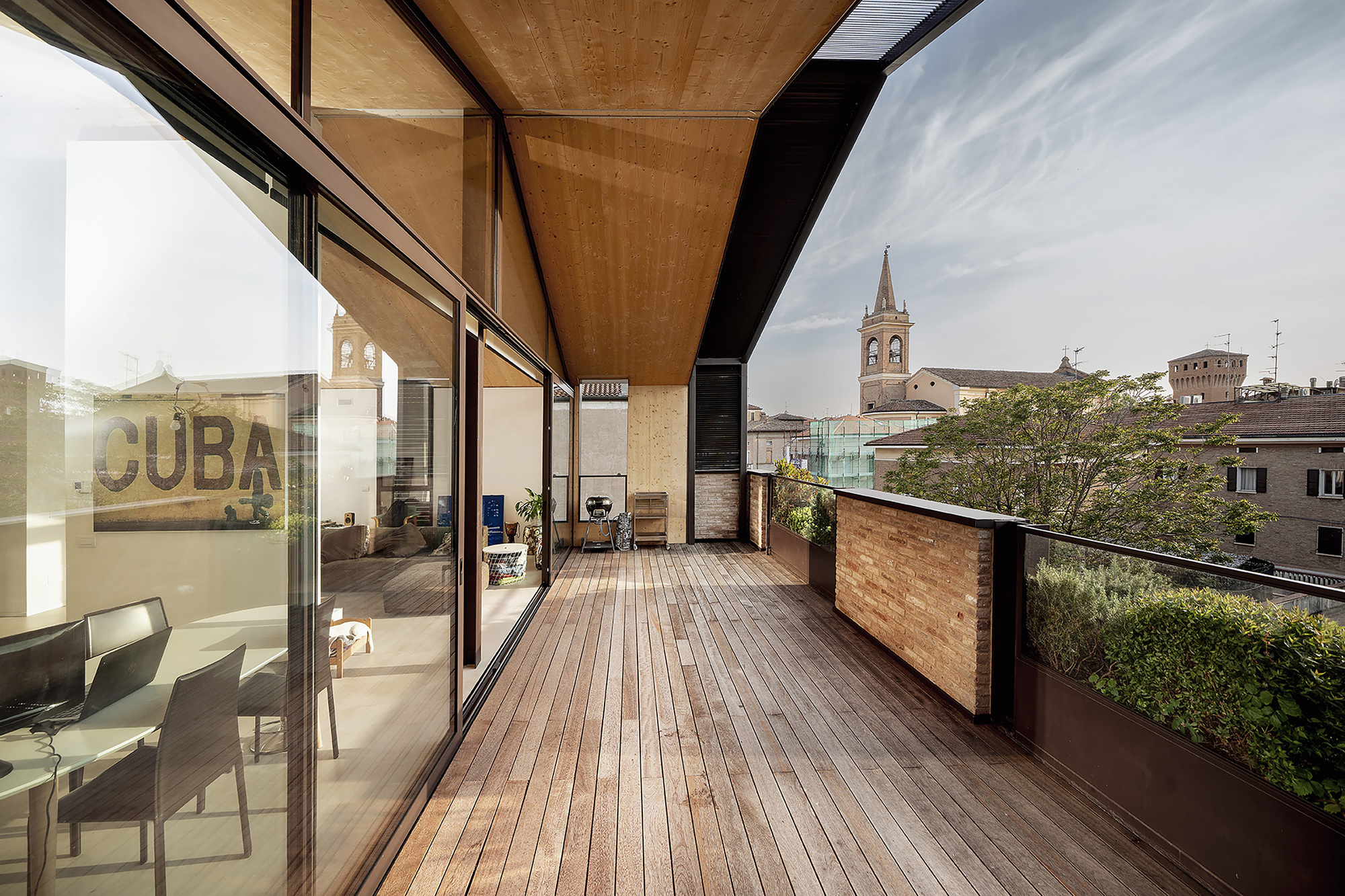 8b982df4-a672-40dd-b844-e51d0c07babe