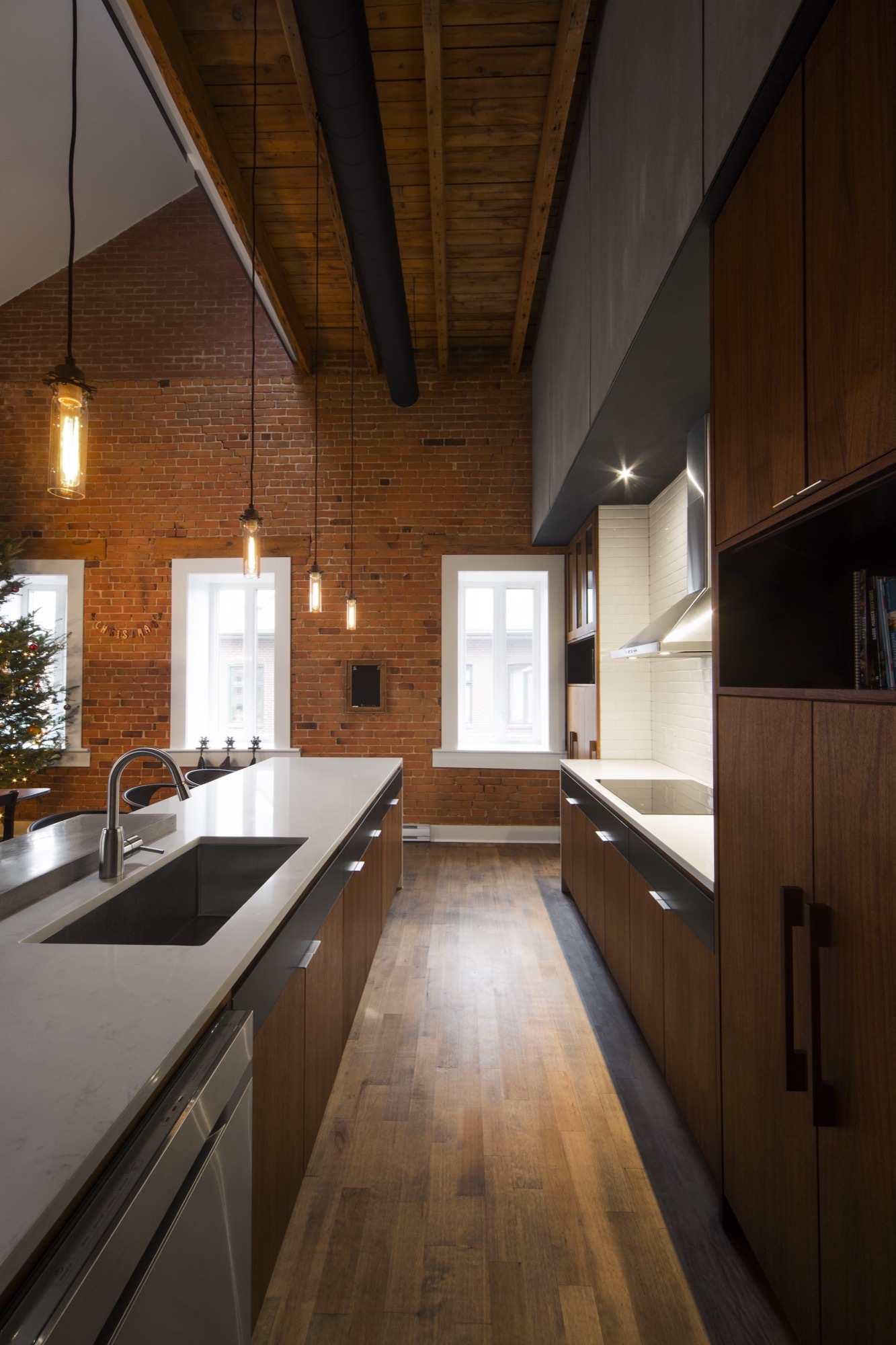 6b9c84c8-4690-42b4-80dd-2b9efa92fe74