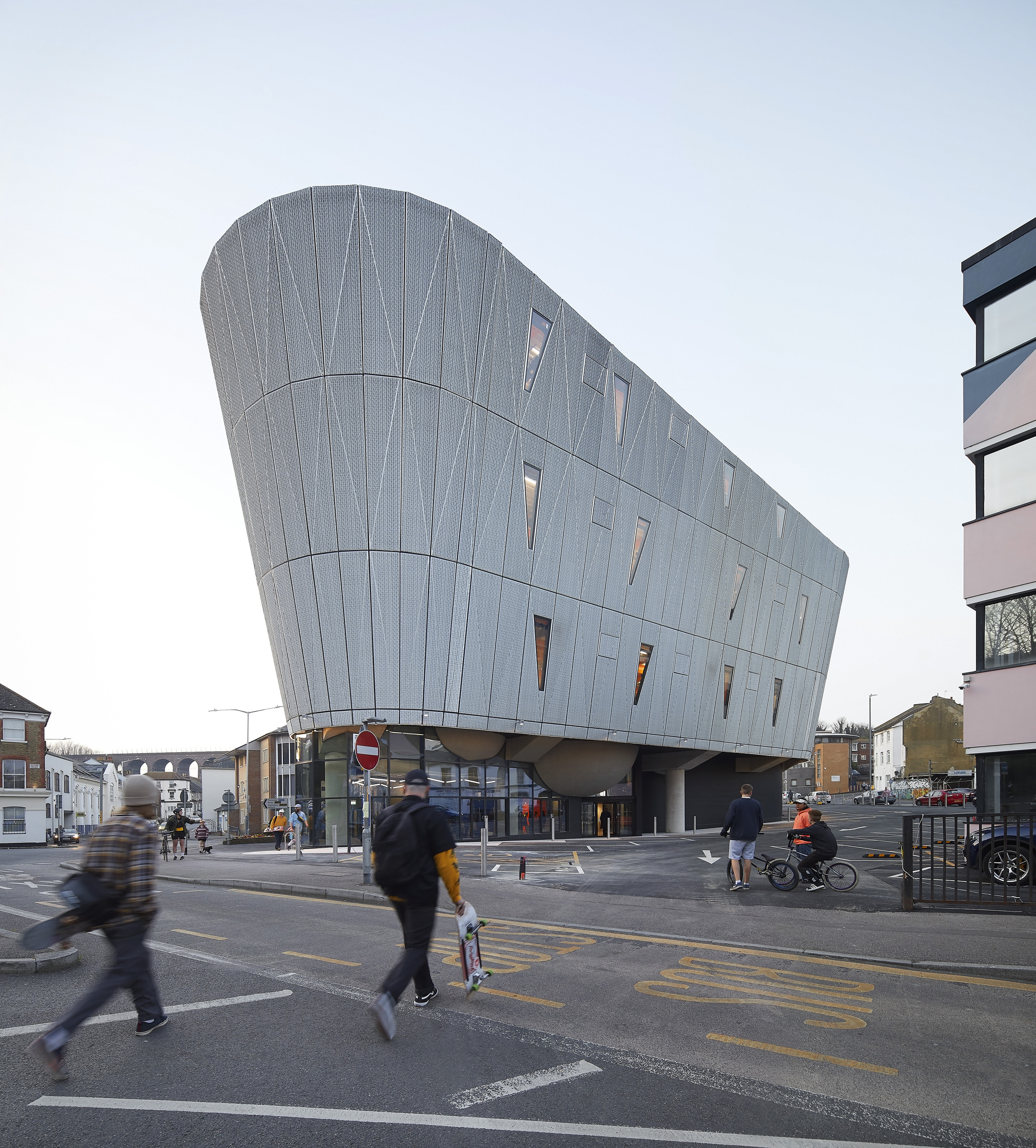 a90ff930-eb11-4eca-8fd4-6eade6b05fdc