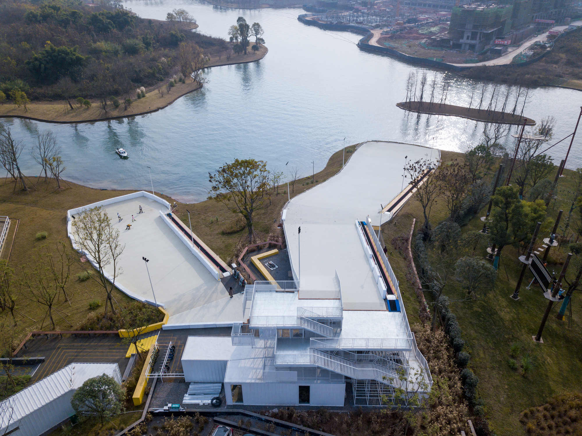 5df3b274-c8eb-44a3-9516-96ee1472b440