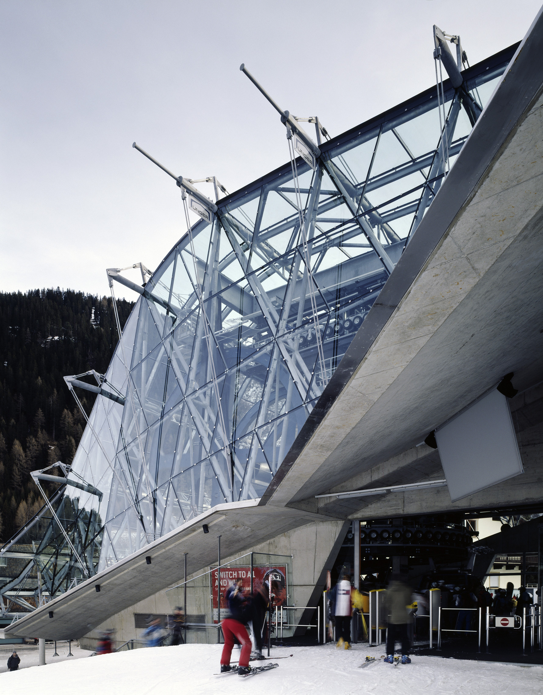 8c1a77e3-3428-412a-a2b0-42d3e578bd02