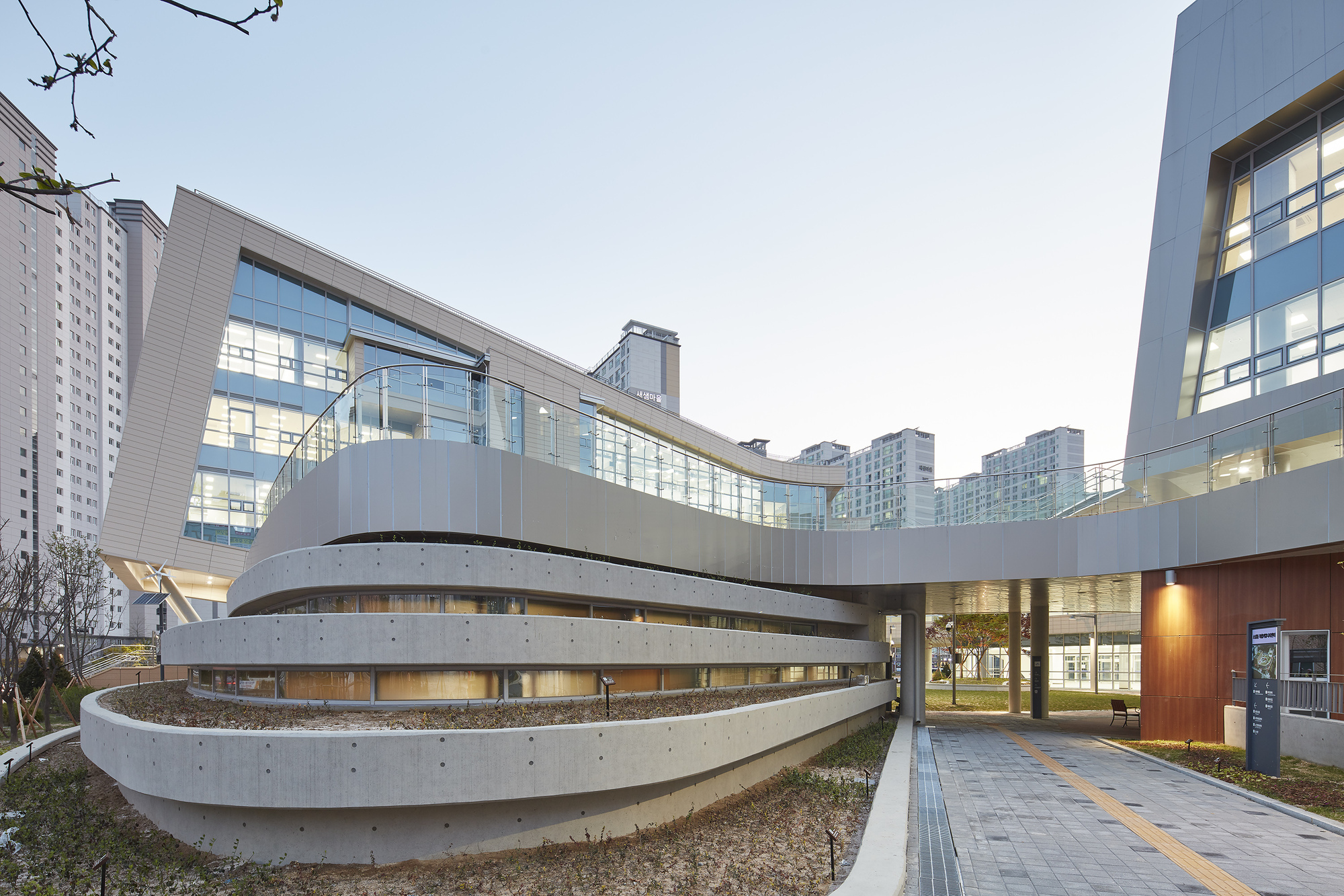 b37e7b9a-7bfa-4f8a-beaf-8a800970ac9c