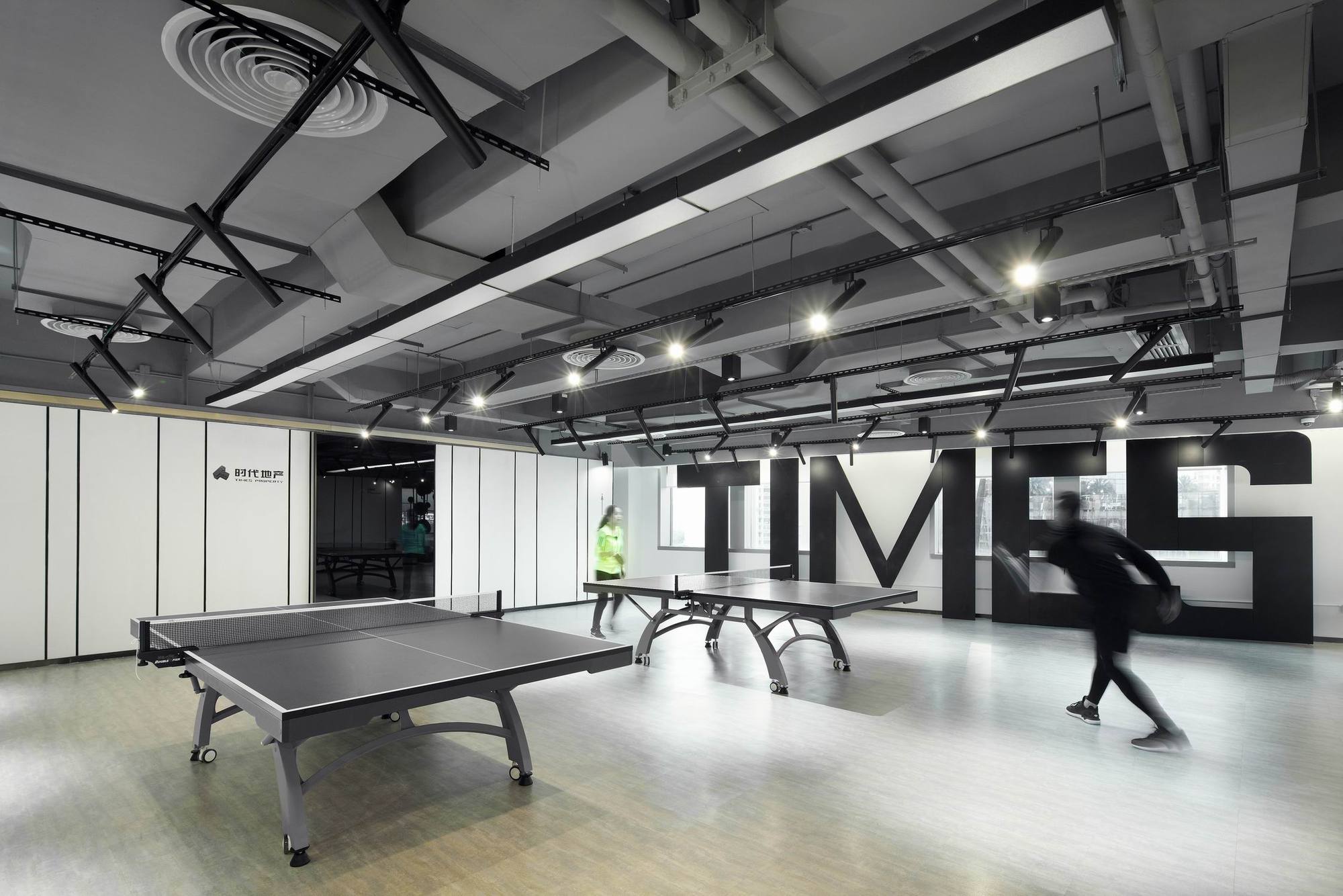 b0d68171-2280-4f35-878b-efe32bd8b7de