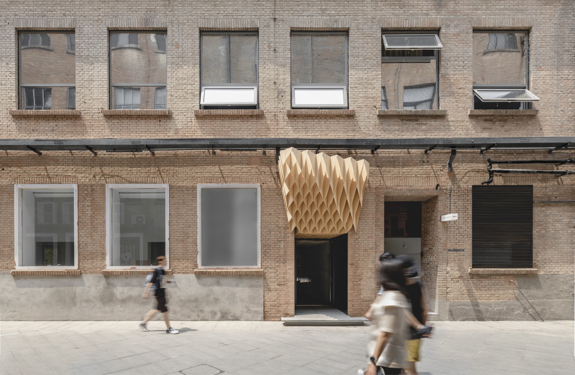 e3881b72-724f-4feb-ab45-7b474c69b6fc