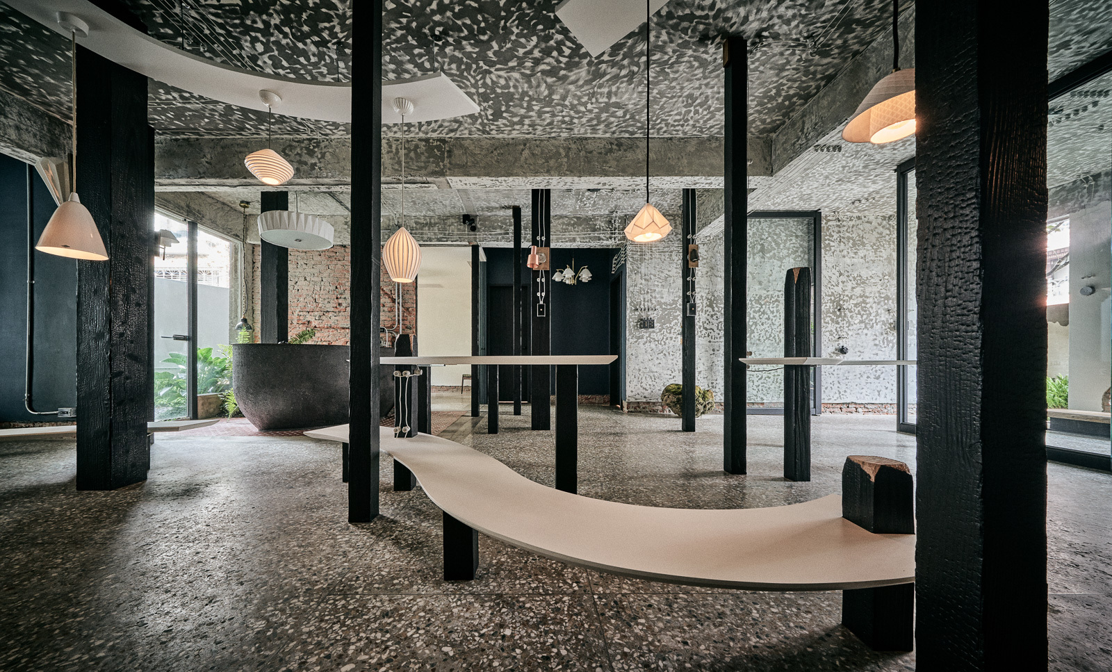 d6c27ef5-f4a9-4a37-9c44-e3e499a57413