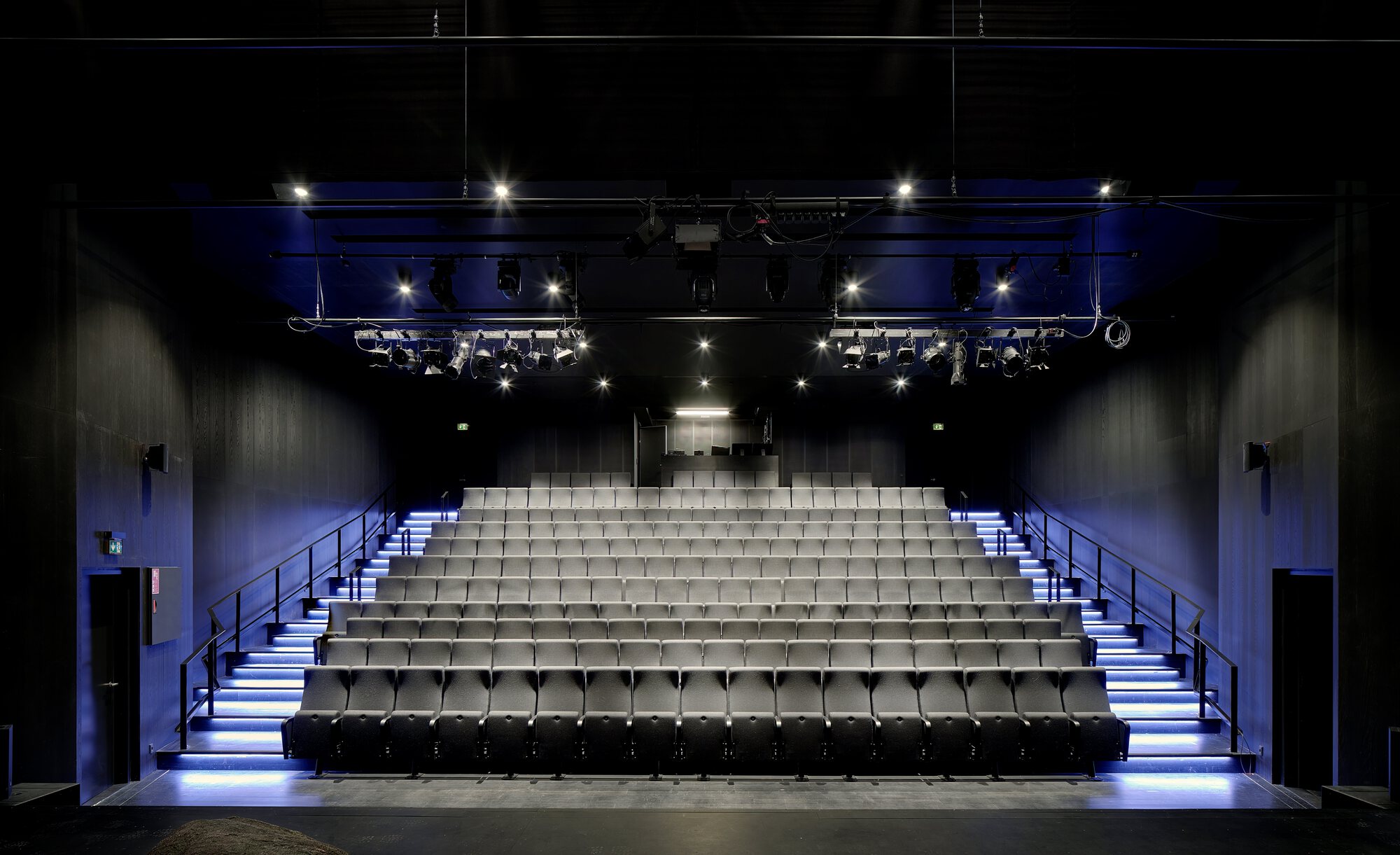 cd3b51df-7cba-44a8-81b9-ea6f5085998f