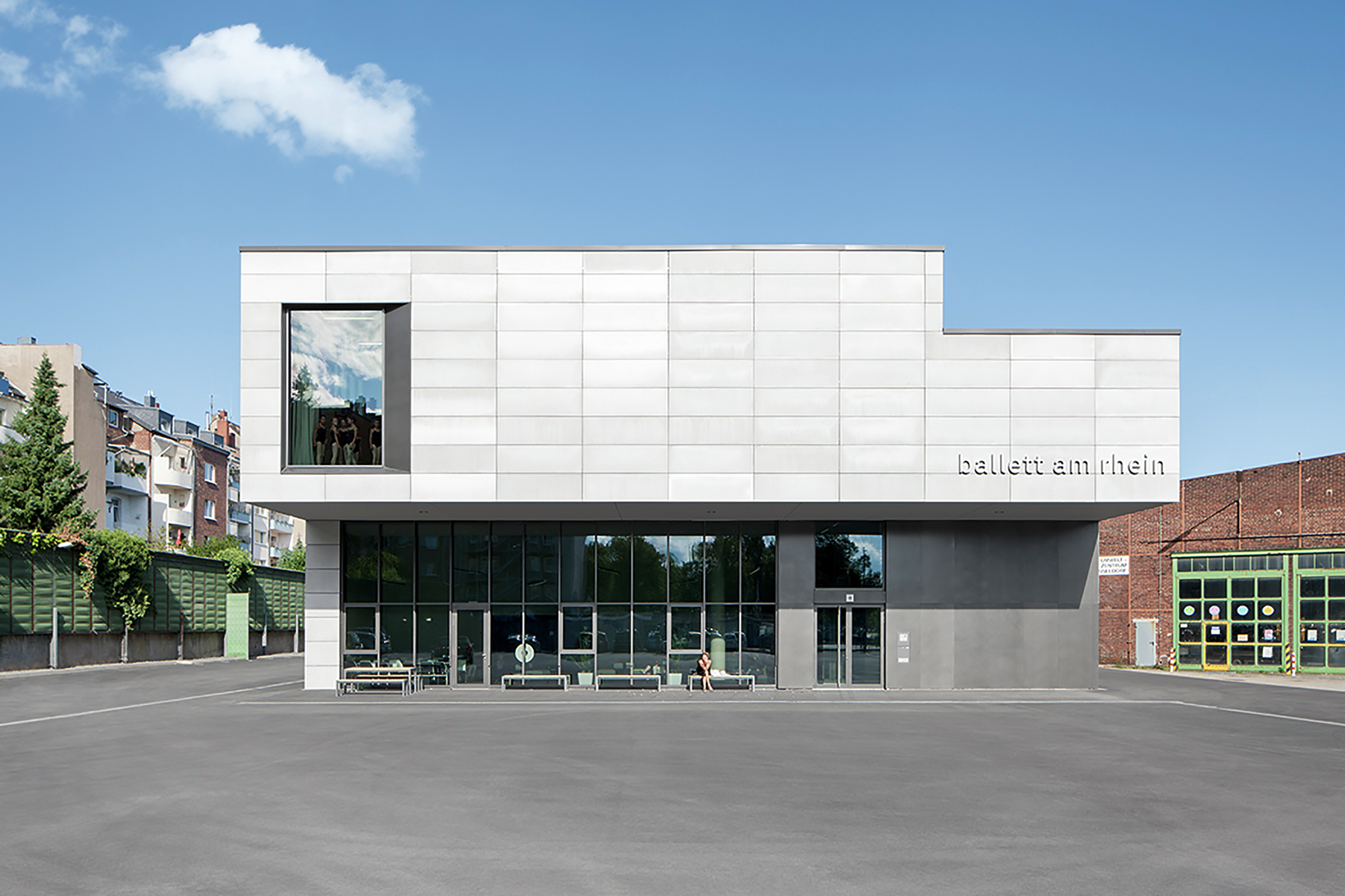 fd88665b-5c8a-4d9b-aff8-1003dfe798f1