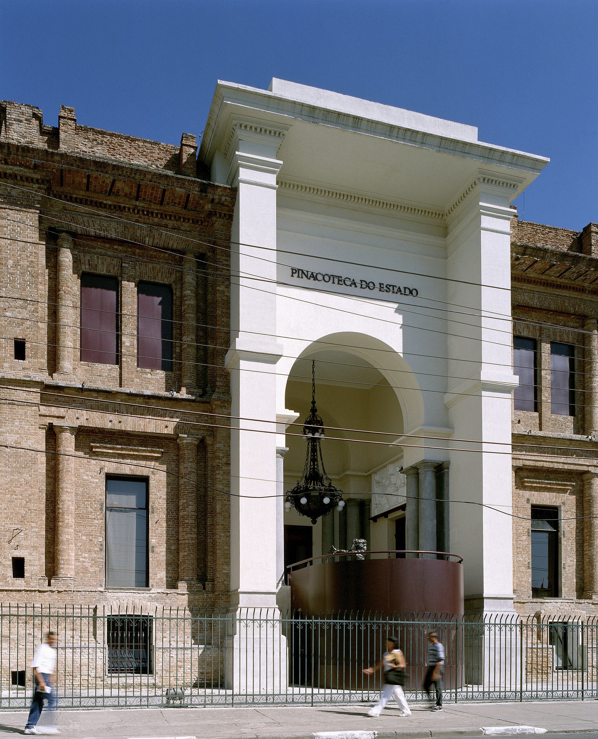 d3202267-92ea-48d6-b8f7-9ddacf292423