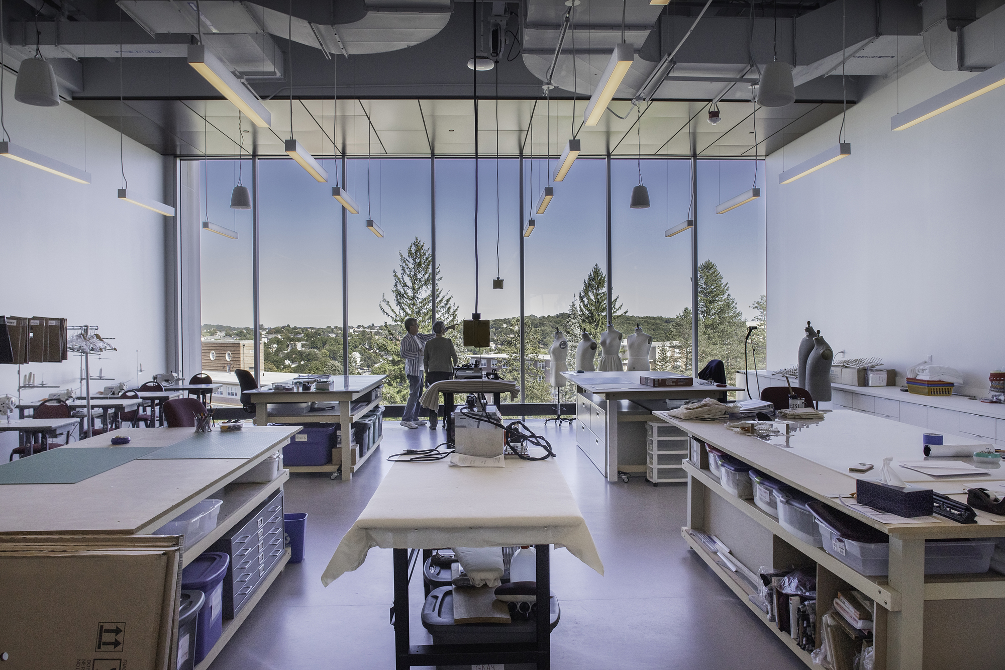 2ff2b120-6726-41b2-bc97-ec72f3f8ba48