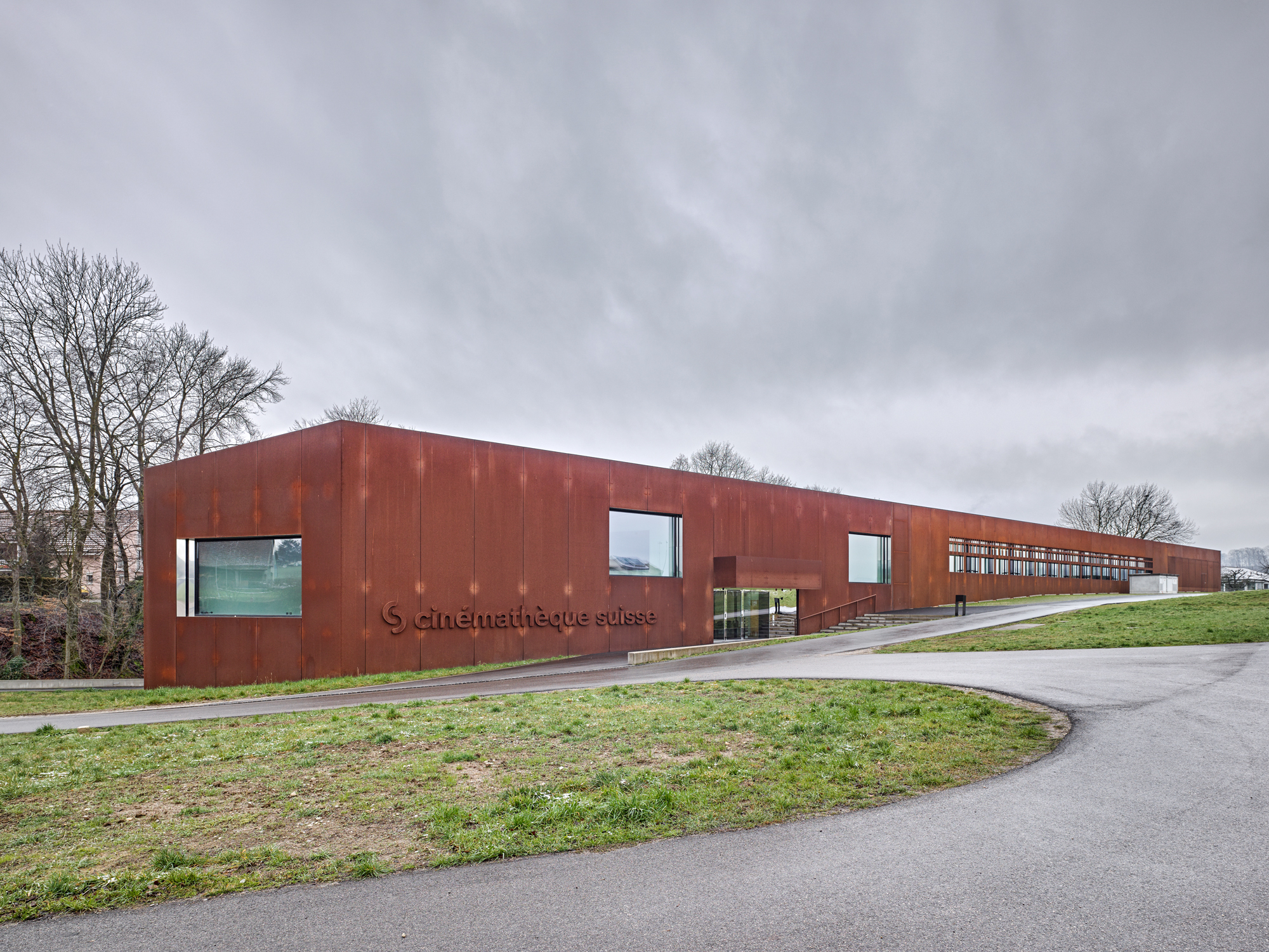 e9d69603-2d24-47dd-b0c9-11e90c6064dc