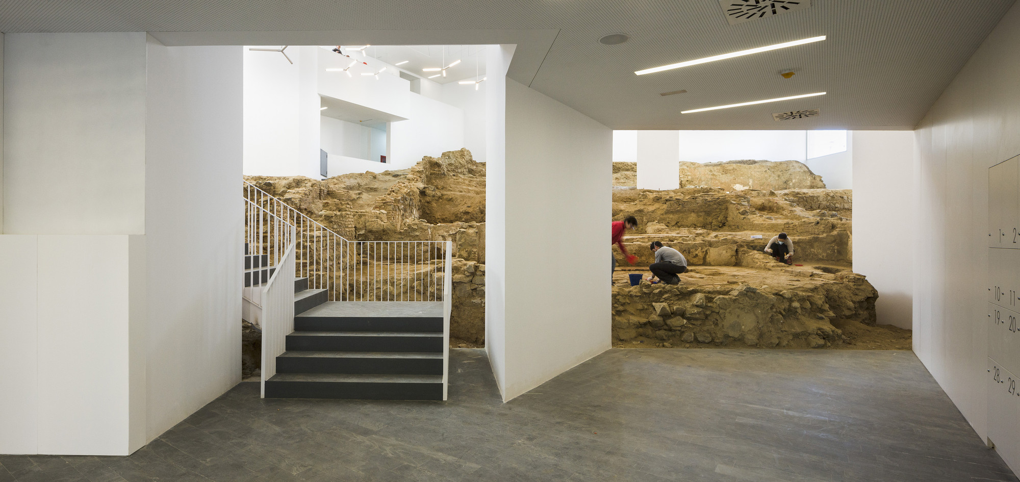 ef408d68-3441-4477-9eda-8b56e8d2c641